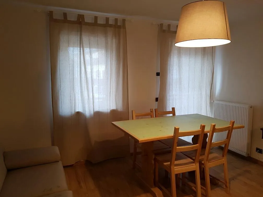 Apartament Casa Menia Danta