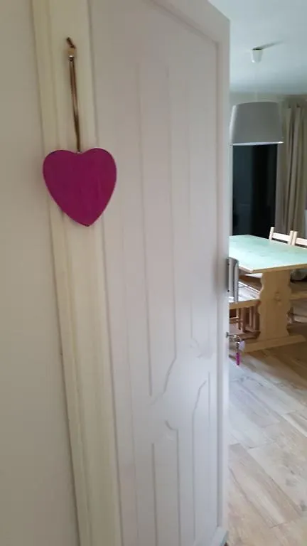 Apartament Casa Menia Danta